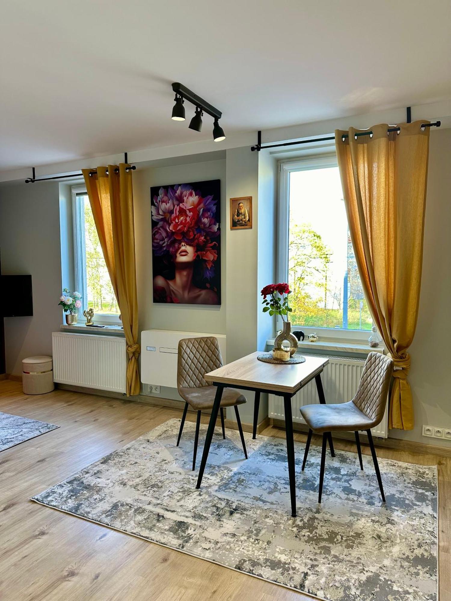 Apartamenty 1 Maja 94 Katowice Exteriör bild