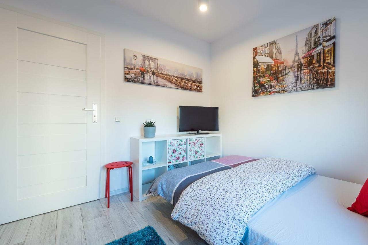 Apartamenty 1 Maja 94 Katowice Exteriör bild